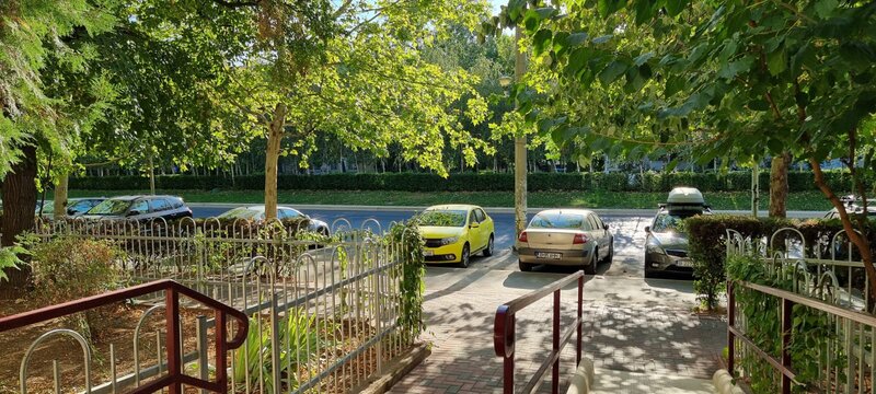 Policlinica Titan, metrou,