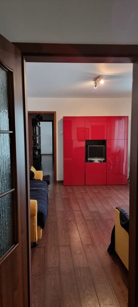 Policlinica Titan, metrou,