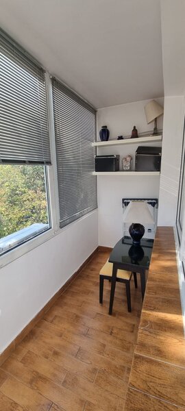 Policlinica Titan, metrou,